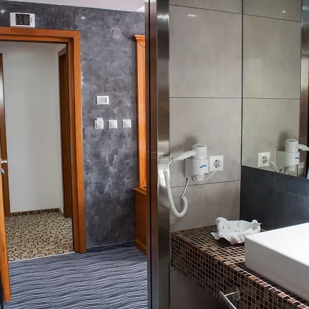 Szálloda Oltenia 4*