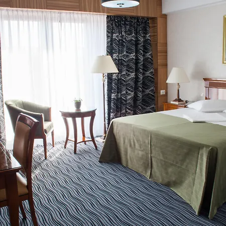 Oltenia Szálloda 4*