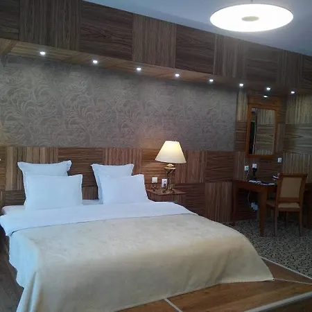 Oltenia 4* Κραϊόβα